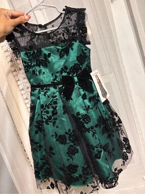 Jona Michelle Emerald Green Dress with Black Lace Overlay
